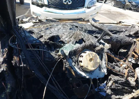 2003 Volkswagen Gti z USA, uszkodzony, nr VIN 9BWDE61J934039377